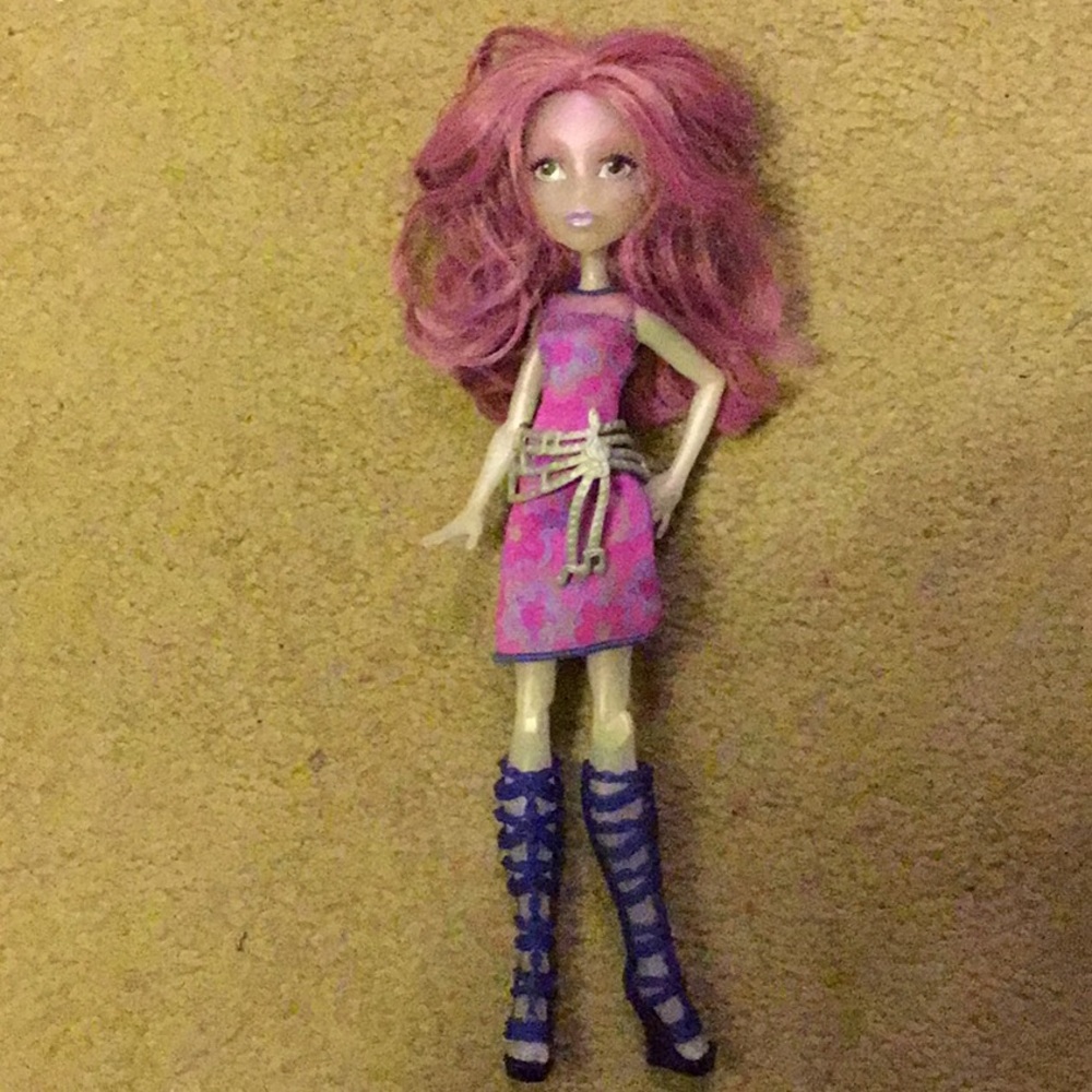 COPY - monster high doll